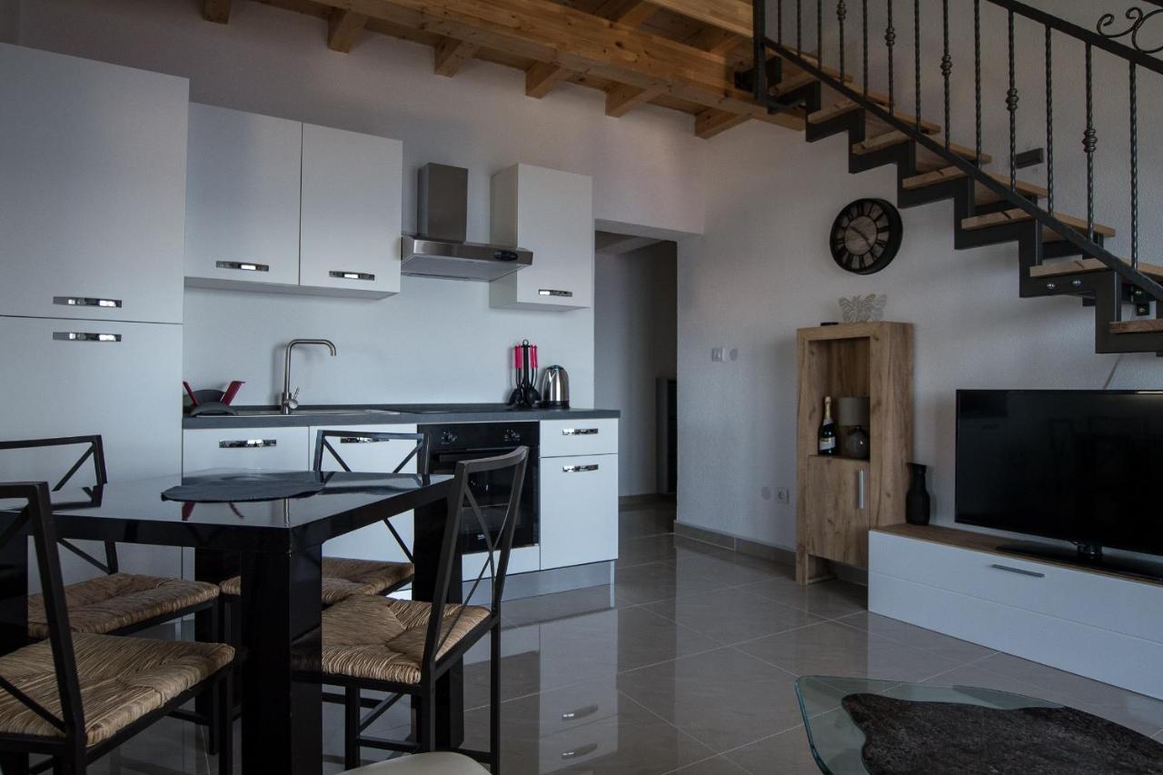 Villa Stipe Jesenice  Bagian luar foto